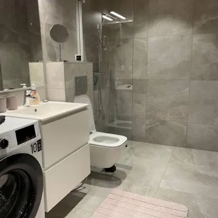 Platinum Hippu, Premium In The Center Of Apartament Levi